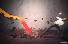 <strong>美股爆发AI恐慌！Anthropic新工具掀软件股</strong>