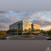 <strong>业绩炸裂！光模块巨头Lumentum：Q2营收同比</strong>