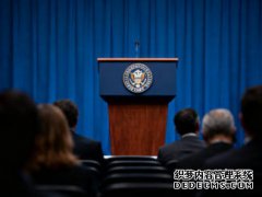 <strong>全球等待他的声音，沃什却仍在“隐身”</strong>