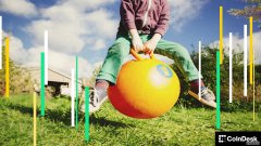 <strong>比特币价格重回71000美元上方，科技股抛</strong>